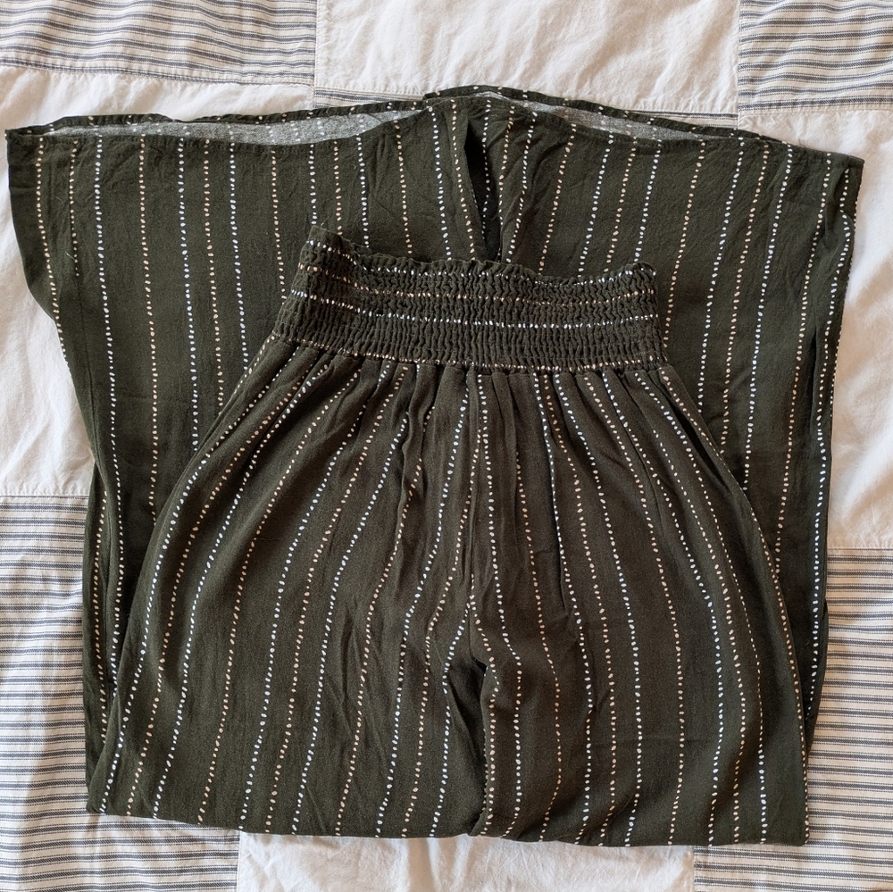 Sozy Charlie Wide Leg Pants in Olive with Stripes - Picture 5 of 10